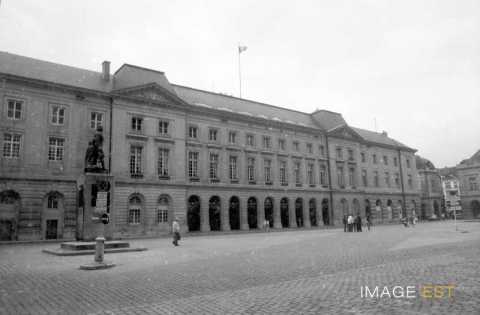 Hôtel de ville place d'Armes (Metz)
